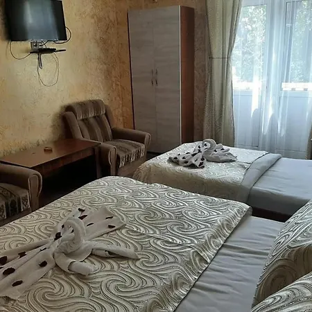 Kavak Evleri *